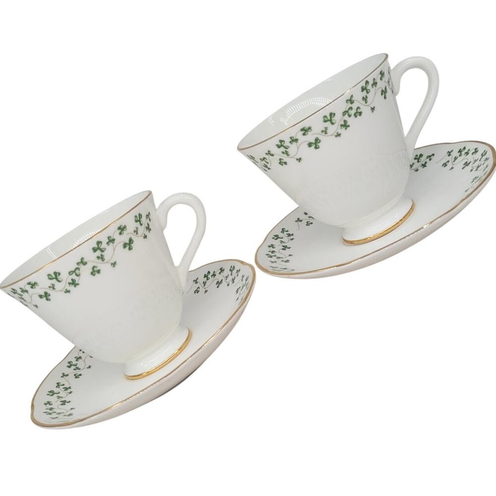 Royal Tara Shamrock Teacup and Saucer Fine Bone China Irish‎ Teatime 1-2 cottage